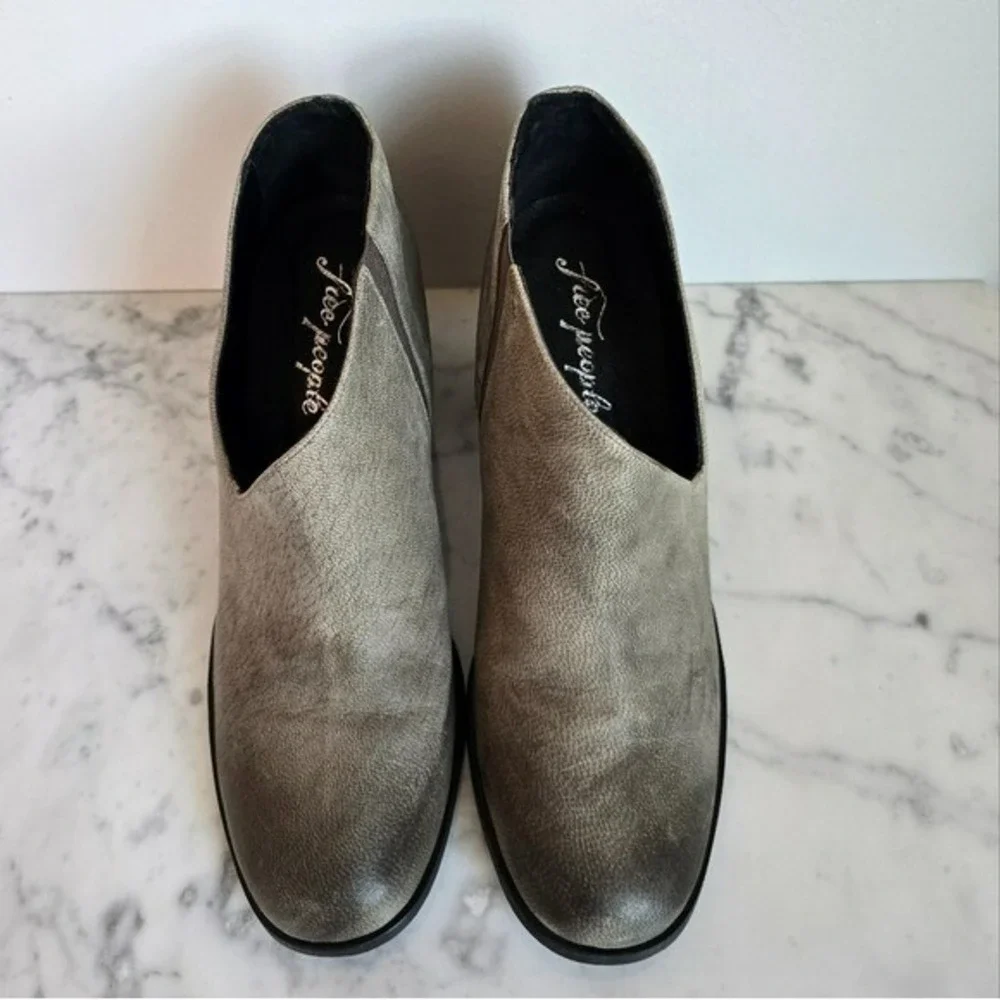 Free People NEW Terrah Gray Taupe Leather Cut-out Chunky Heel Boot Size 38 8